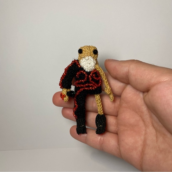 Tiny Knitted Frog- Reputation - Picture 7 of 8